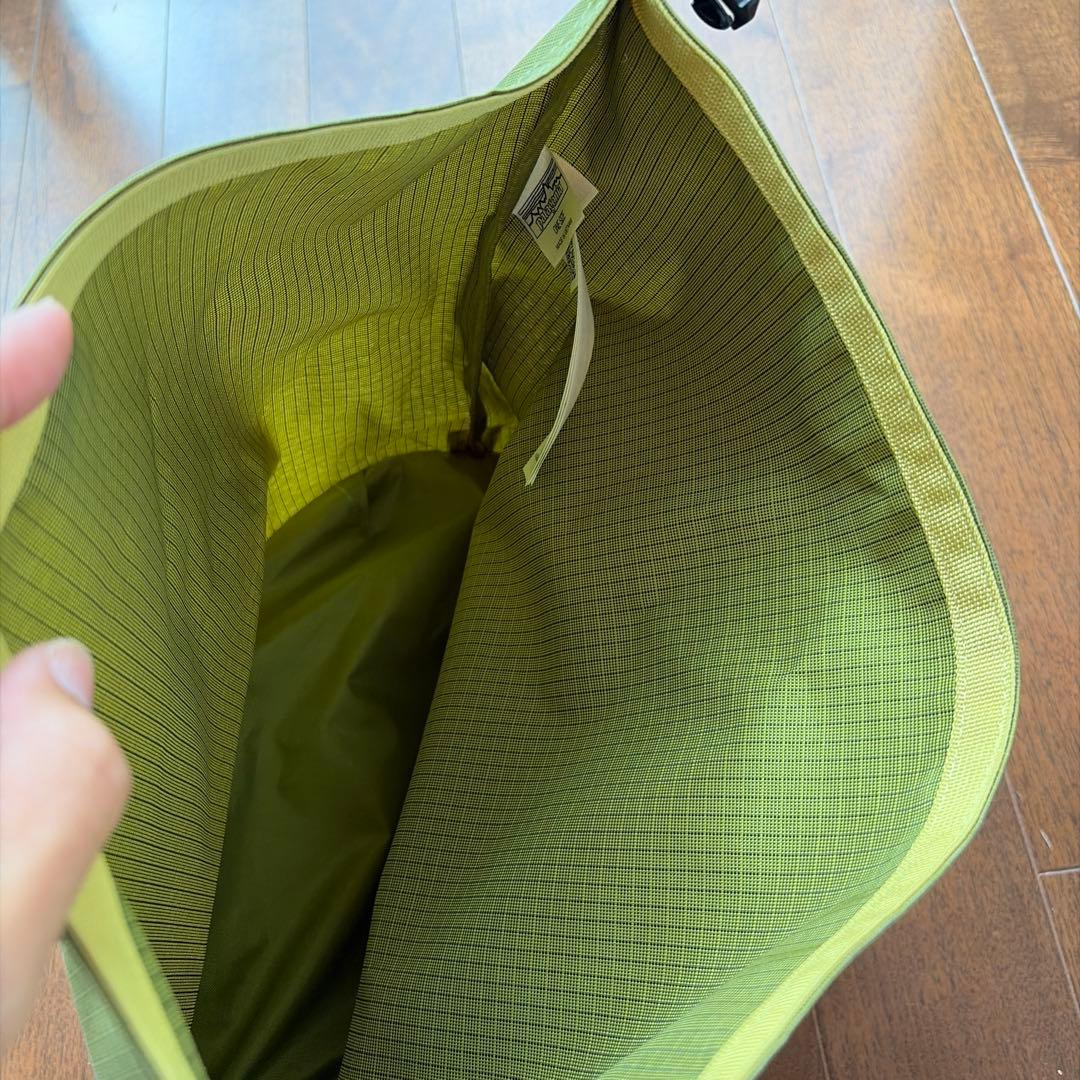 Patagonia ブラックホール MLC キューブ 12L