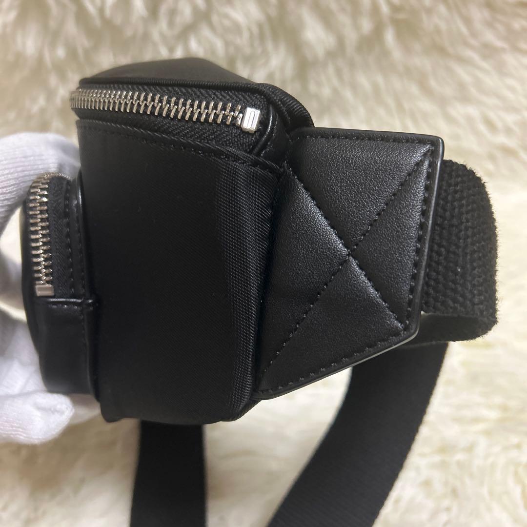 【極美品】A.P.C ボディバッグ　ショルダーバッグ