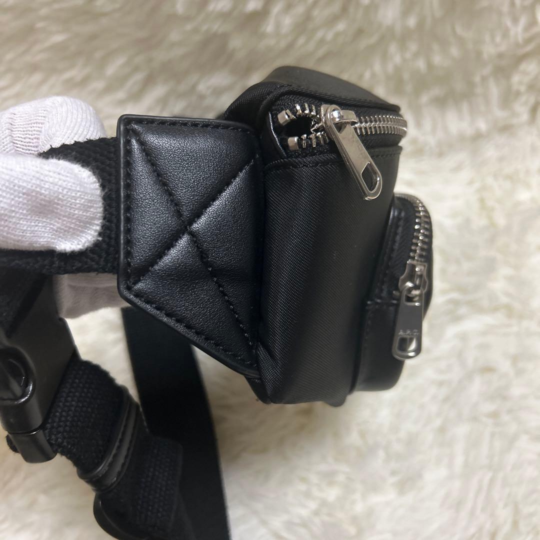 【極美品】A.P.C ボディバッグ　ショルダーバッグ