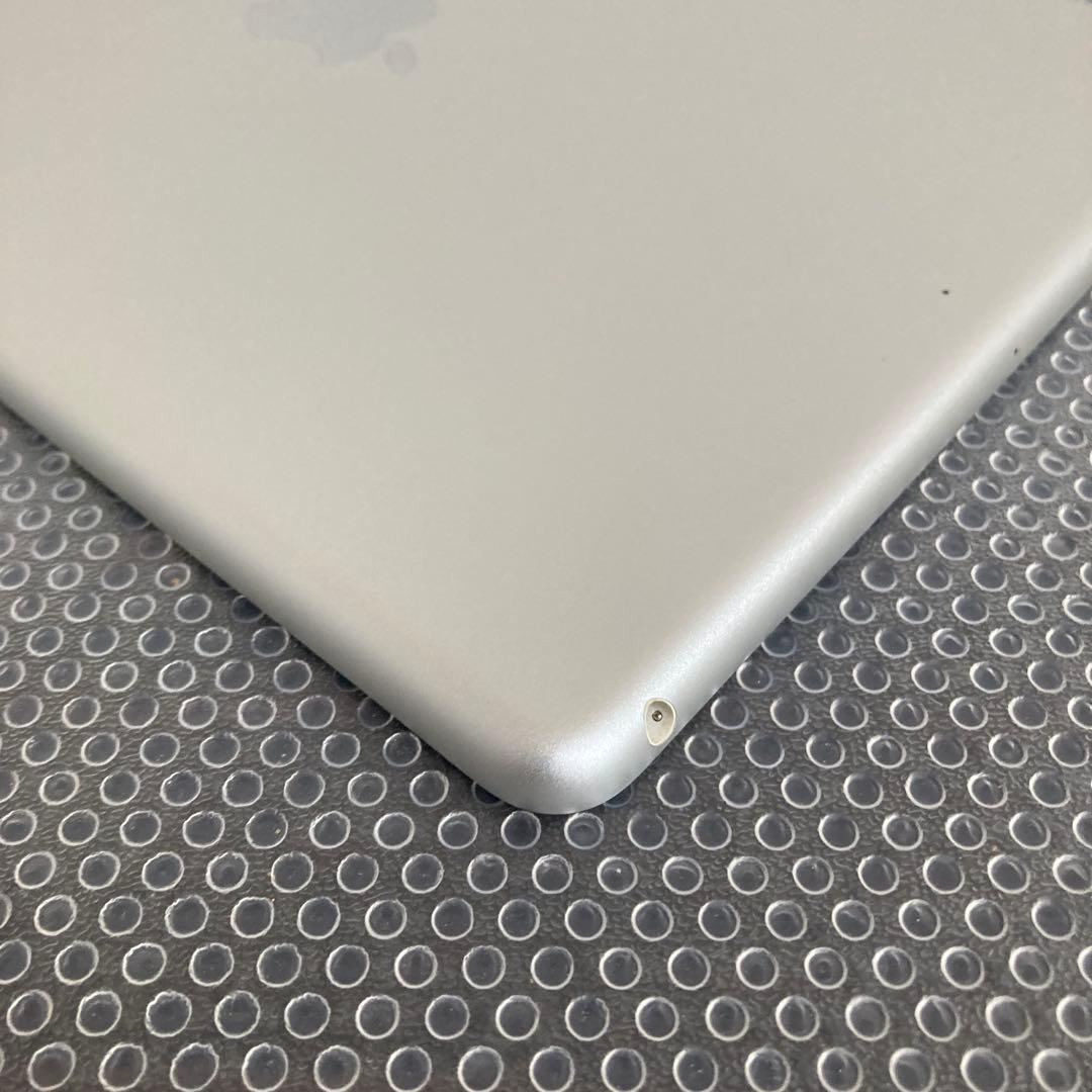 873【早い者勝ち】電池ほぼ新品☆iPad6第6世代32GB WIFIモデル☆