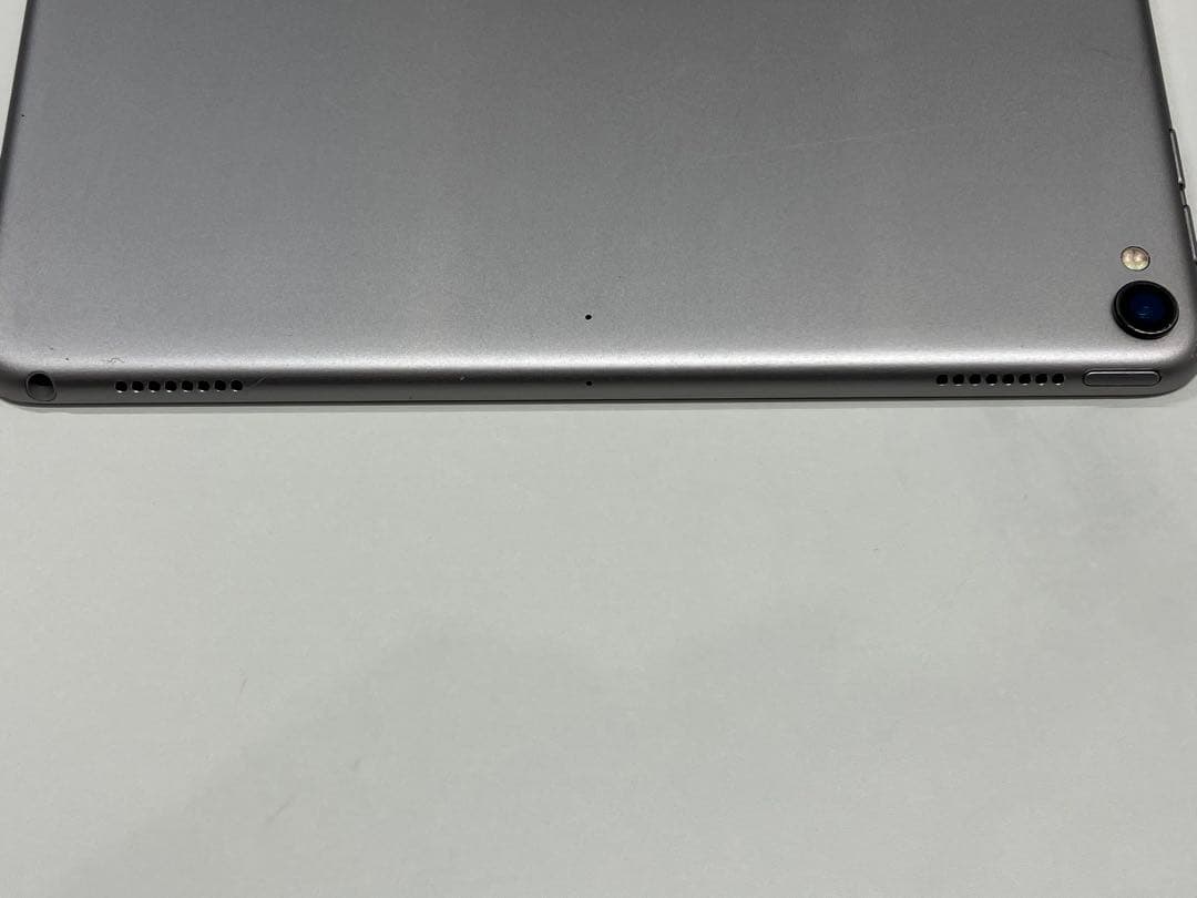 iPad Pro 10.5インチ 256GB シルバー A1701【A987】