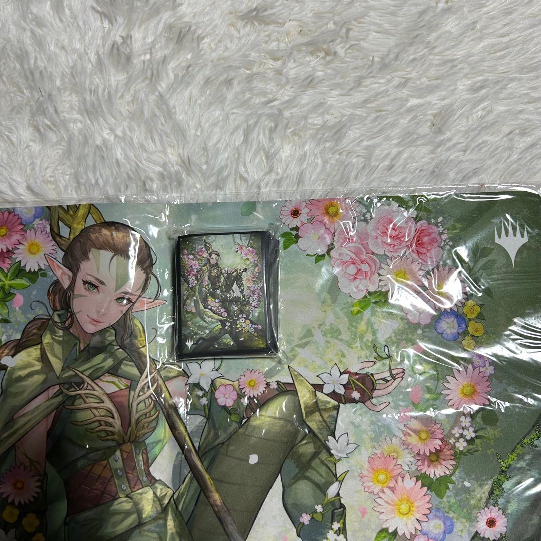 MTG 復活した精霊信者、ニッサ プレイマット GW プレマ　スリーブ　セット