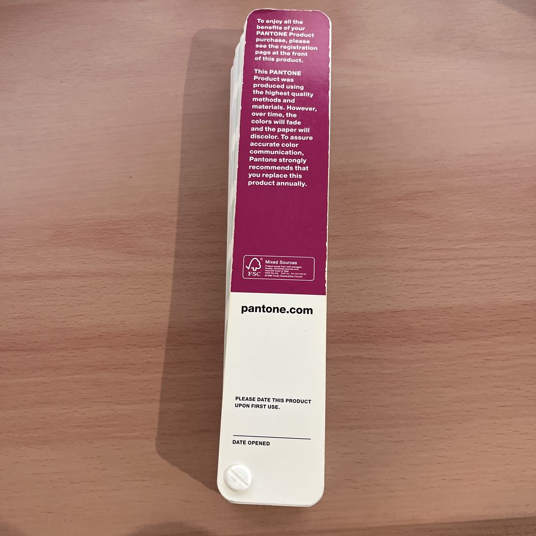 PANTONE THE PLUS SERIES パントーン色見本帳