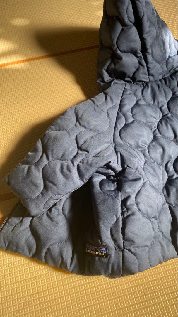 patagonia ダークグレー キルティングアウター