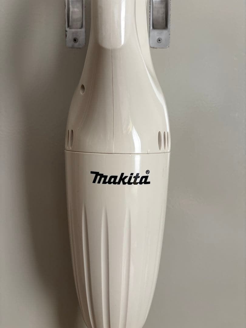Makita 掃除機 スティッククリーナー ホワイト CL100D ブラシ付き