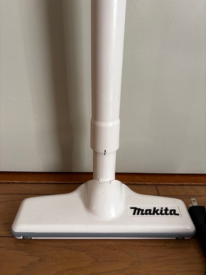 Makita 掃除機 スティッククリーナー ホワイト CL100D ブラシ付き