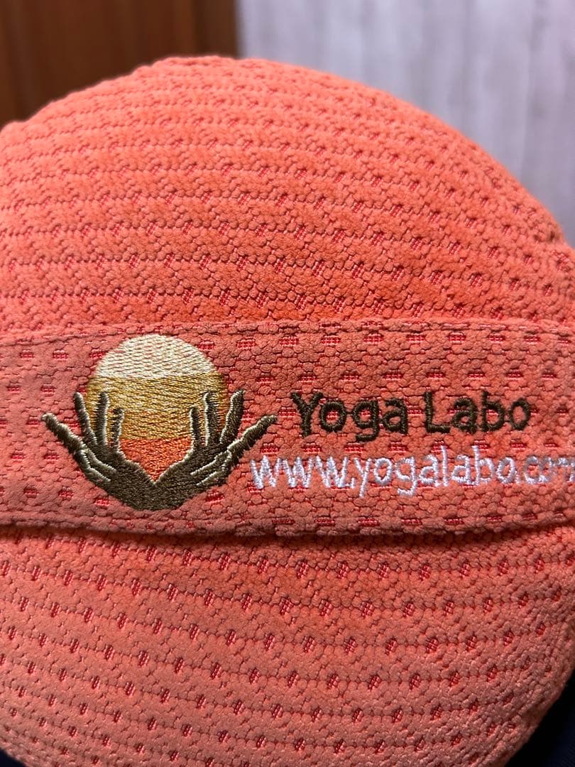 Yoga Labo アングルドボルスター