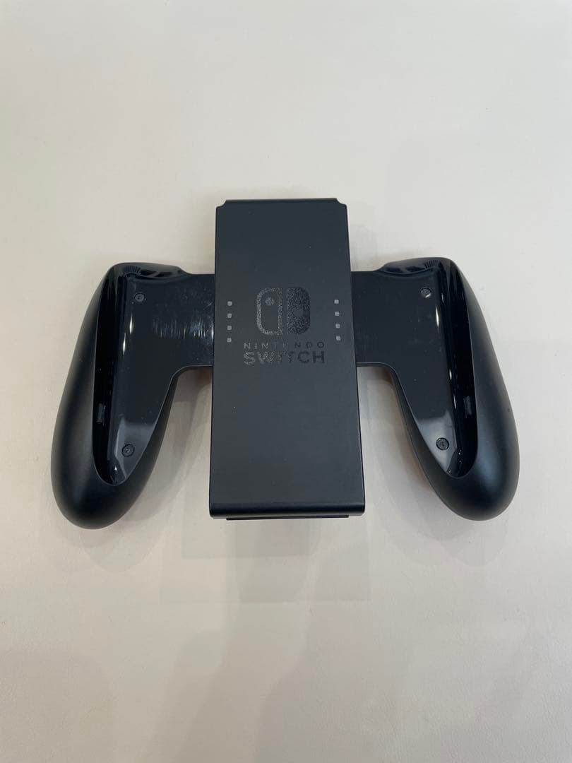 Nintendo Switch ピカチュウ・イーブイデザイン 本体