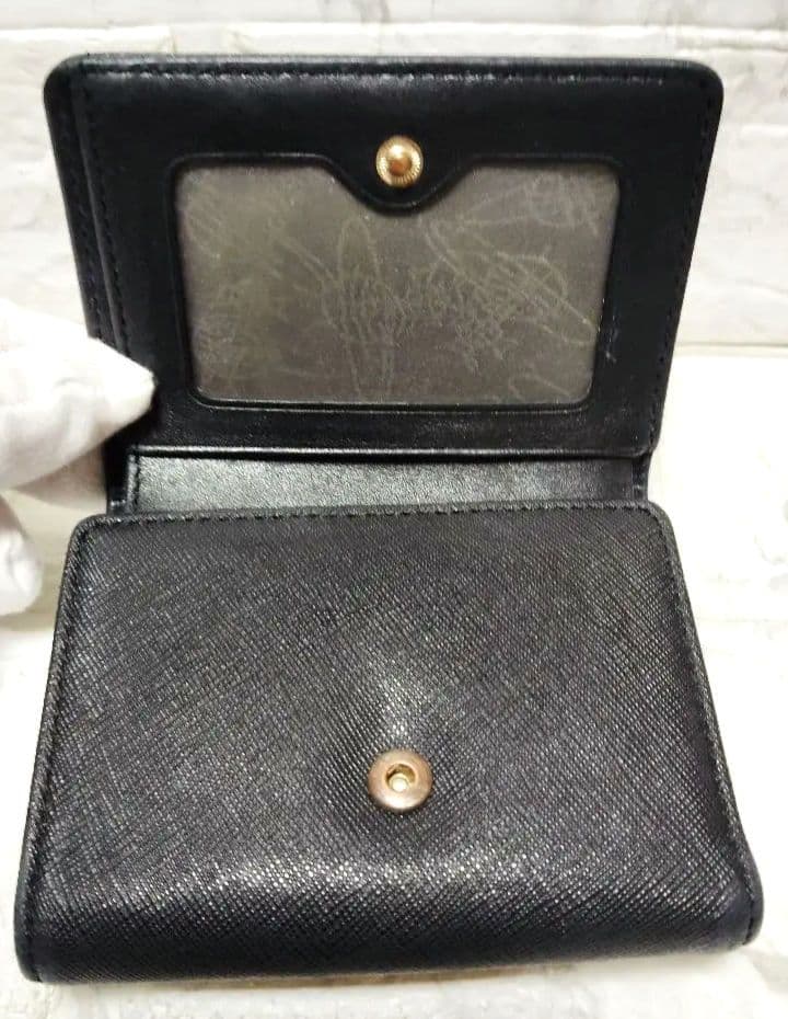 美品　ヴィヴィアン　ウエストウッド　がま口　三つ折り財布　レザー　ブラック