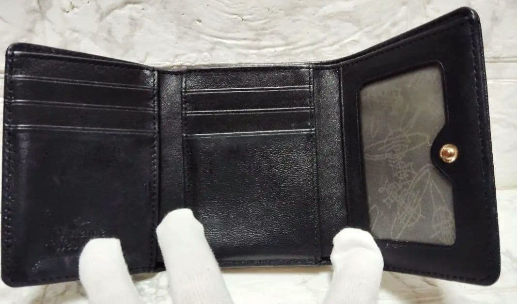 美品　ヴィヴィアン　ウエストウッド　がま口　三つ折り財布　レザー　ブラック