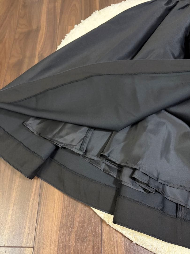 CLANE VOLUME FLARE SKIRT ブラック