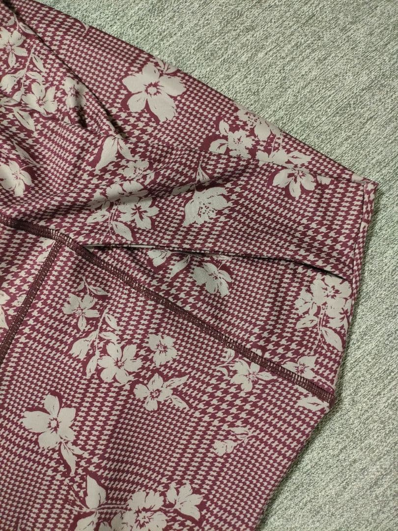 あっちゃむ❀㉓SUKALA Lレギンス花柄 M レッドパープル＆タンク