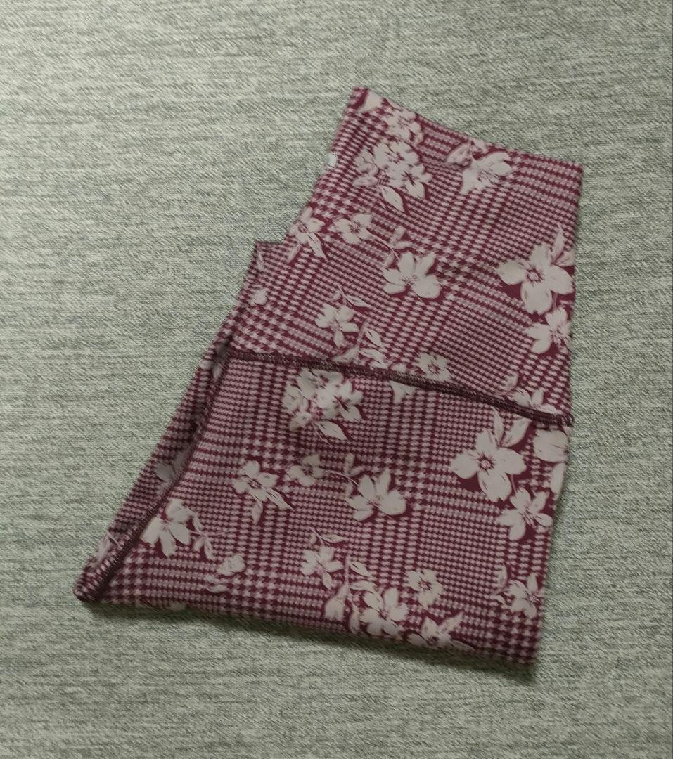 あっちゃむ❀㉓SUKALA Lレギンス花柄 M レッドパープル＆タンク