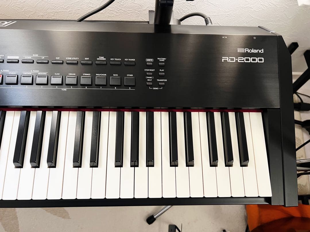 【タウンゼット】 Roland RD-2000 高級シンセサイザー