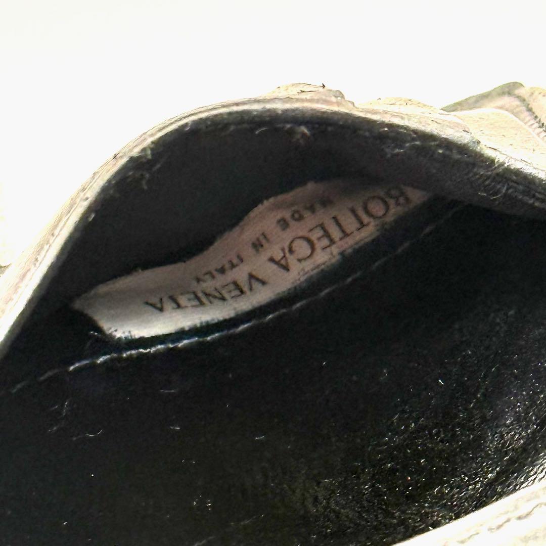 BOTTEGA VENETA ブラック三つ折り財布