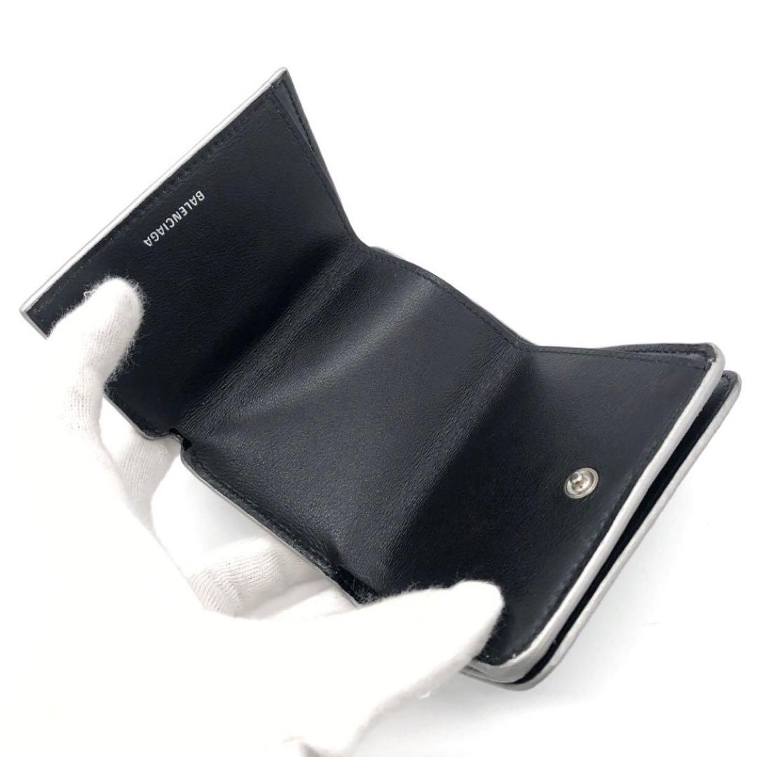 新品同様✨バレンシアガ　 コンパクトウォレット　三つ折り財布 シルバー