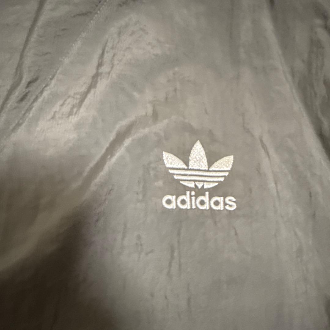 adidas レアルマドリード　ジャケット