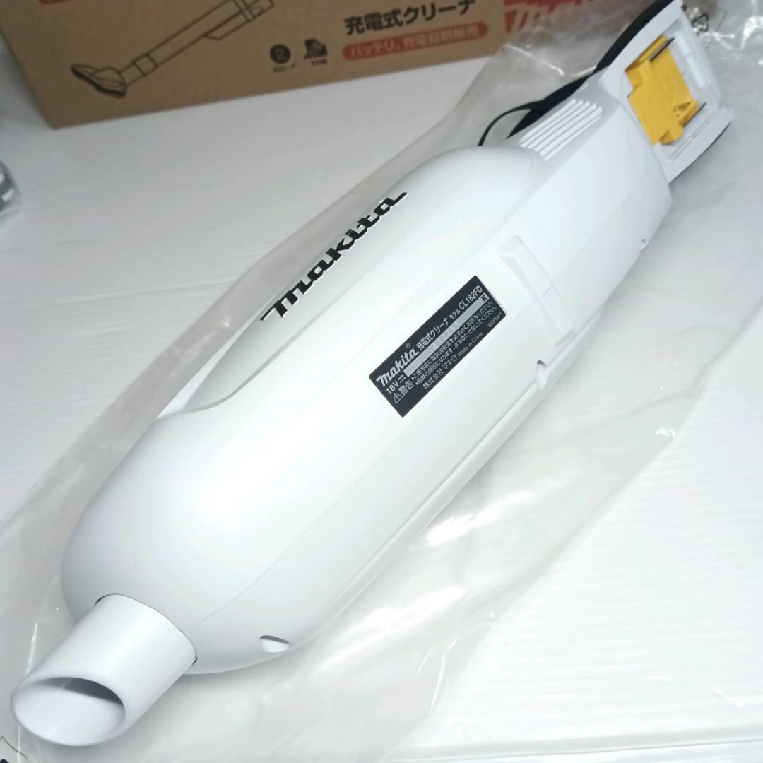 マキタ Makita 充電式クリーナ 18V CL182FDZW 掃除機 未使用
