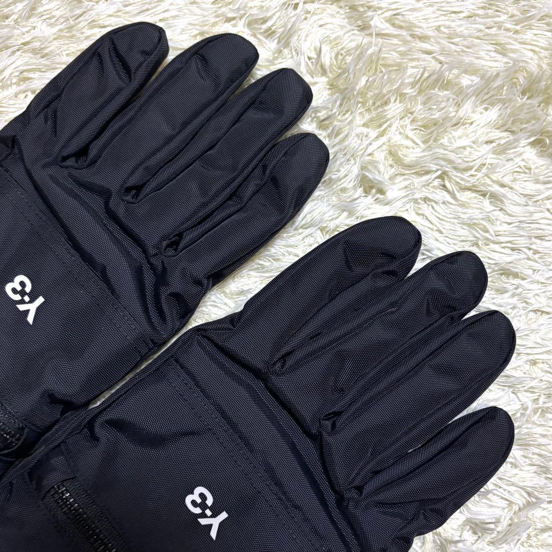 新品タグ付き Y-3 ワイスリー ジップポケット付き グローブ IY9272