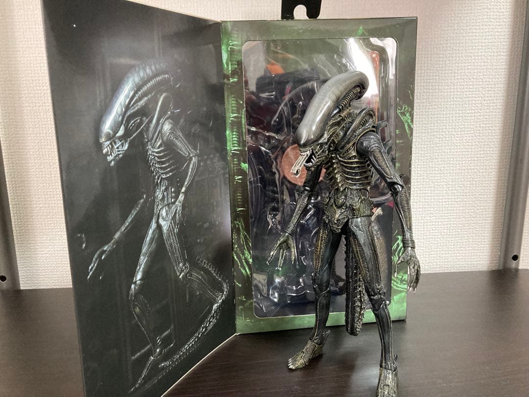 NECA ネカ エイリアン フィギュア デッドバイデイライト