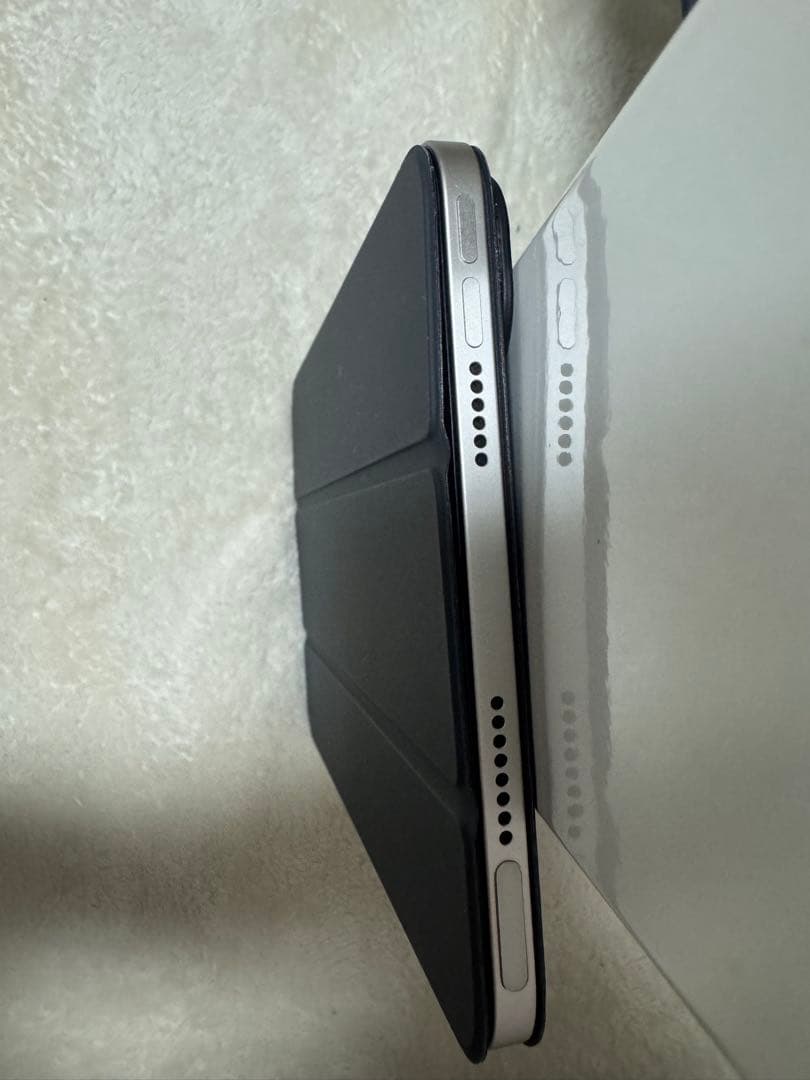 iPad mini 第7世代 A17PRO スターライト
