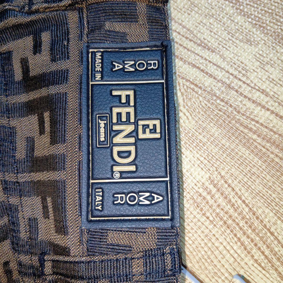 FENDI　フェンディ　ズッカ　ジーンズ　パンツ　26インチ