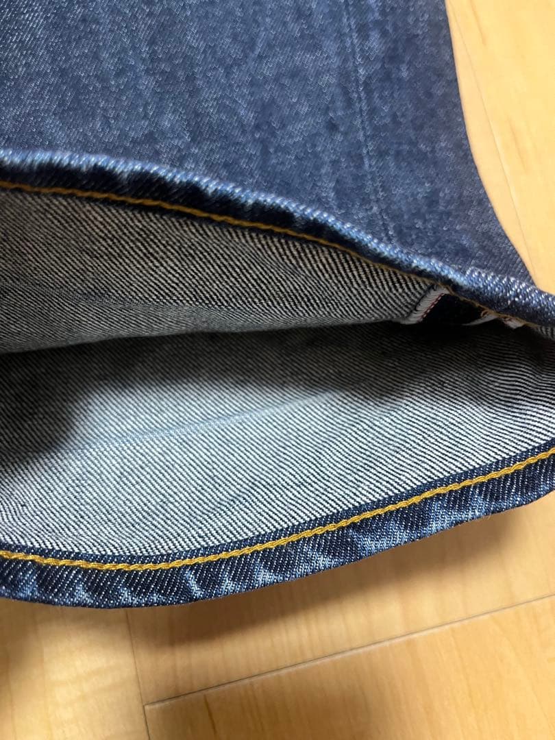 ハーベスティ　デニムパンツ