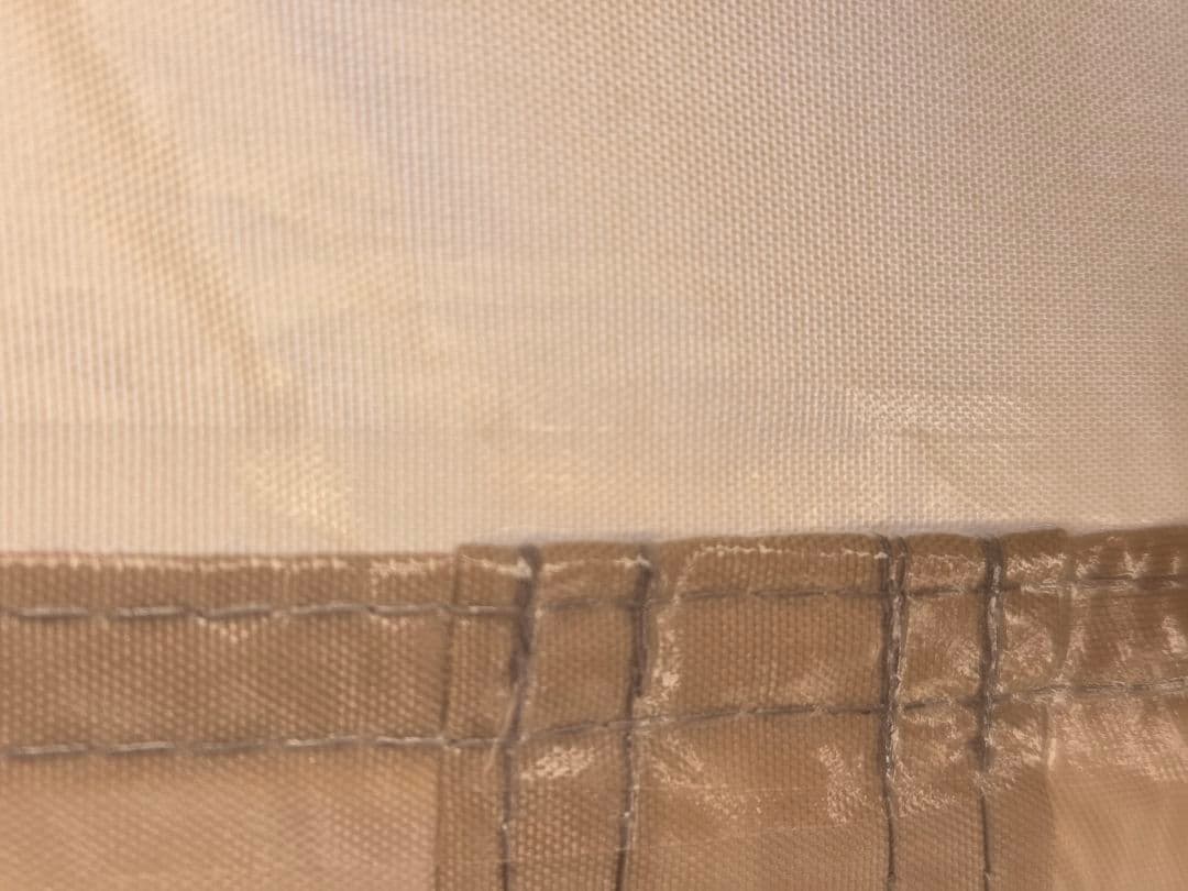 ロッジ型エアーテント(自動減圧弁つき)