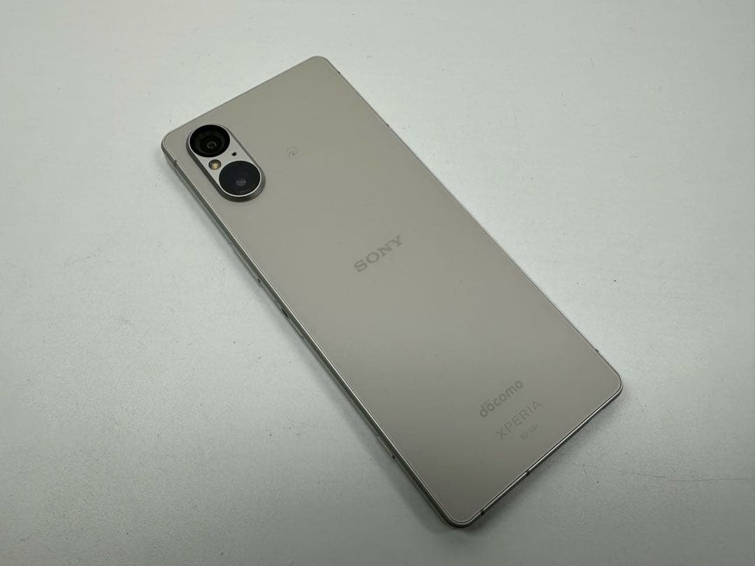 SONY Xperia 5 V docomo simフリー シルバー
