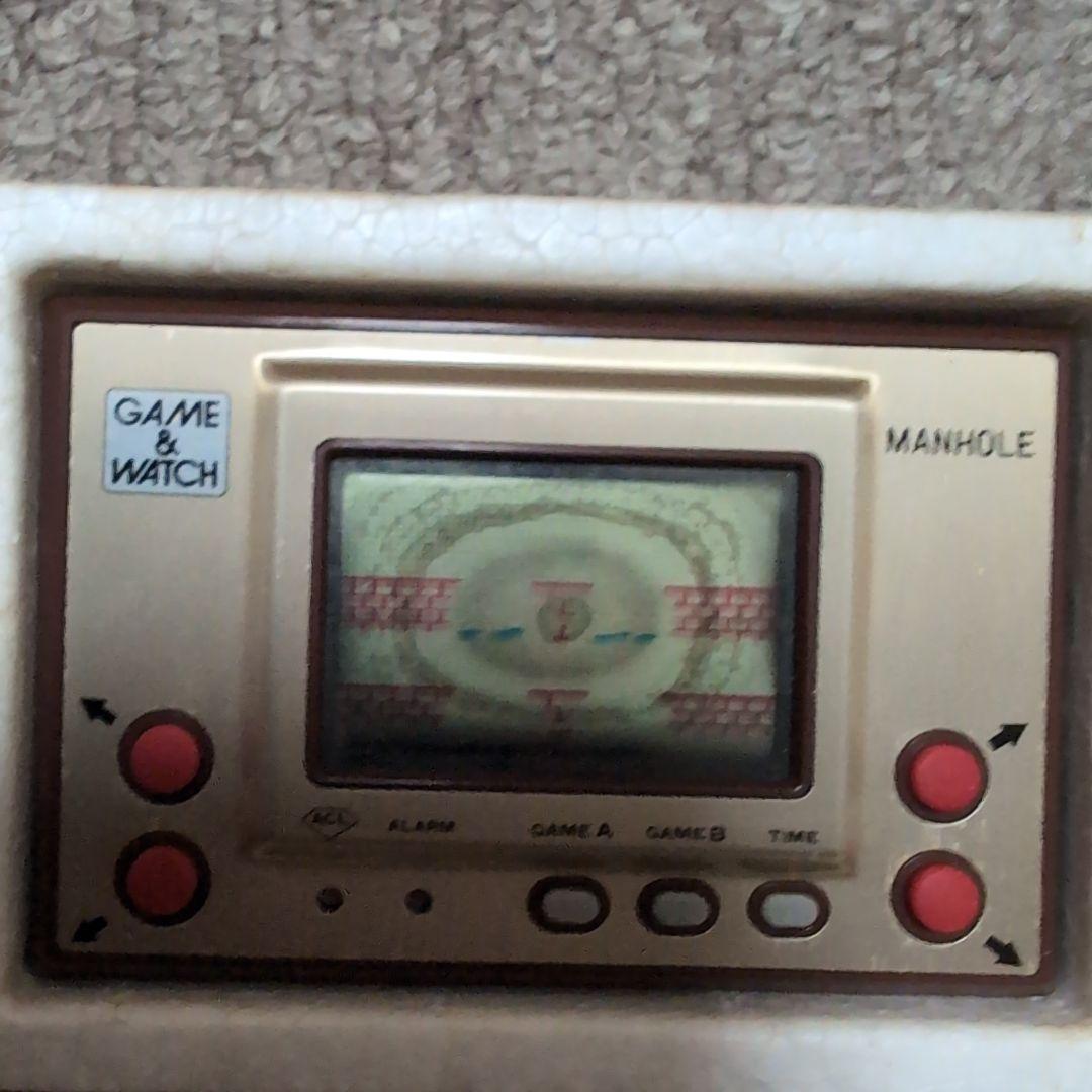 Nintendo GAME & WATCH GOLD マンホール　動作確認済み