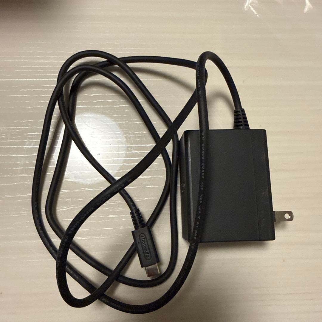【完品/動作確認済】Nintendo Switch 本体青/赤Joy-Con付き