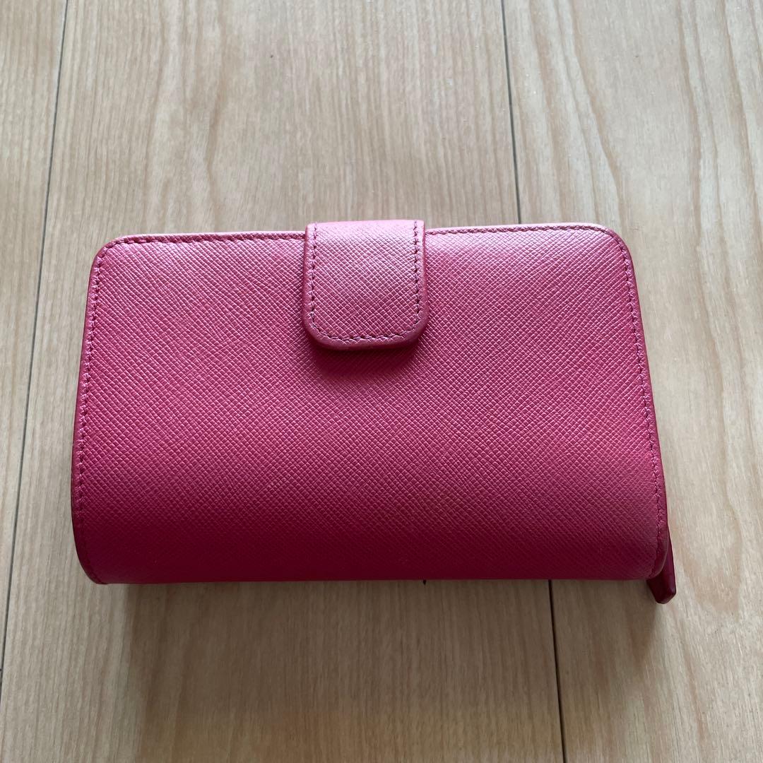 な*送様 PRADA 二つ折り財布 ピンク