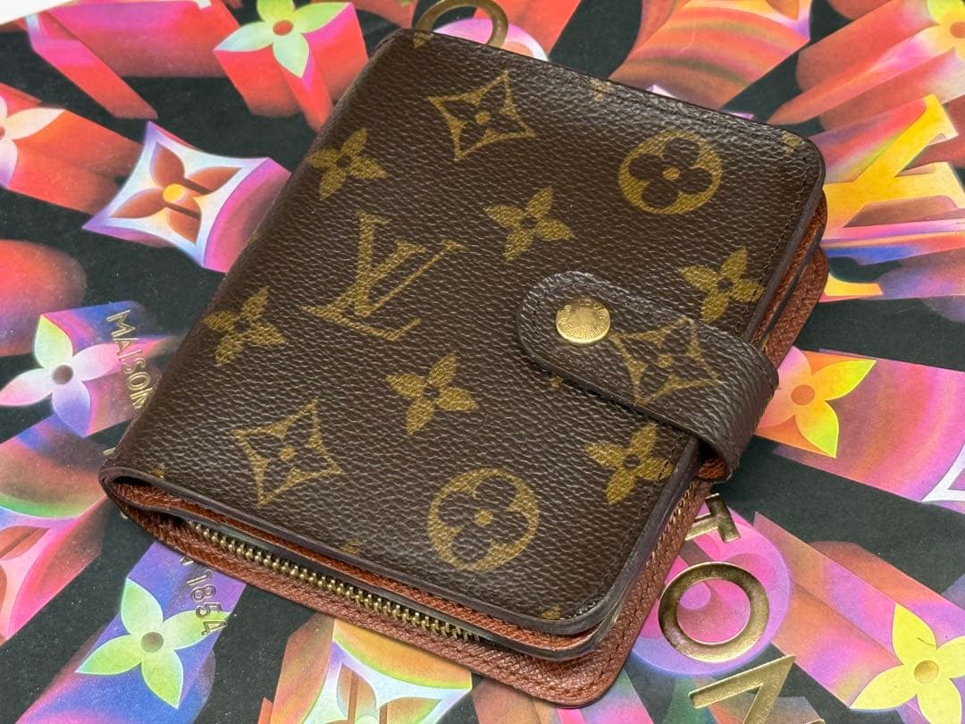 良品！ルイヴィトン　コンパクトジップ　二つ折り財布