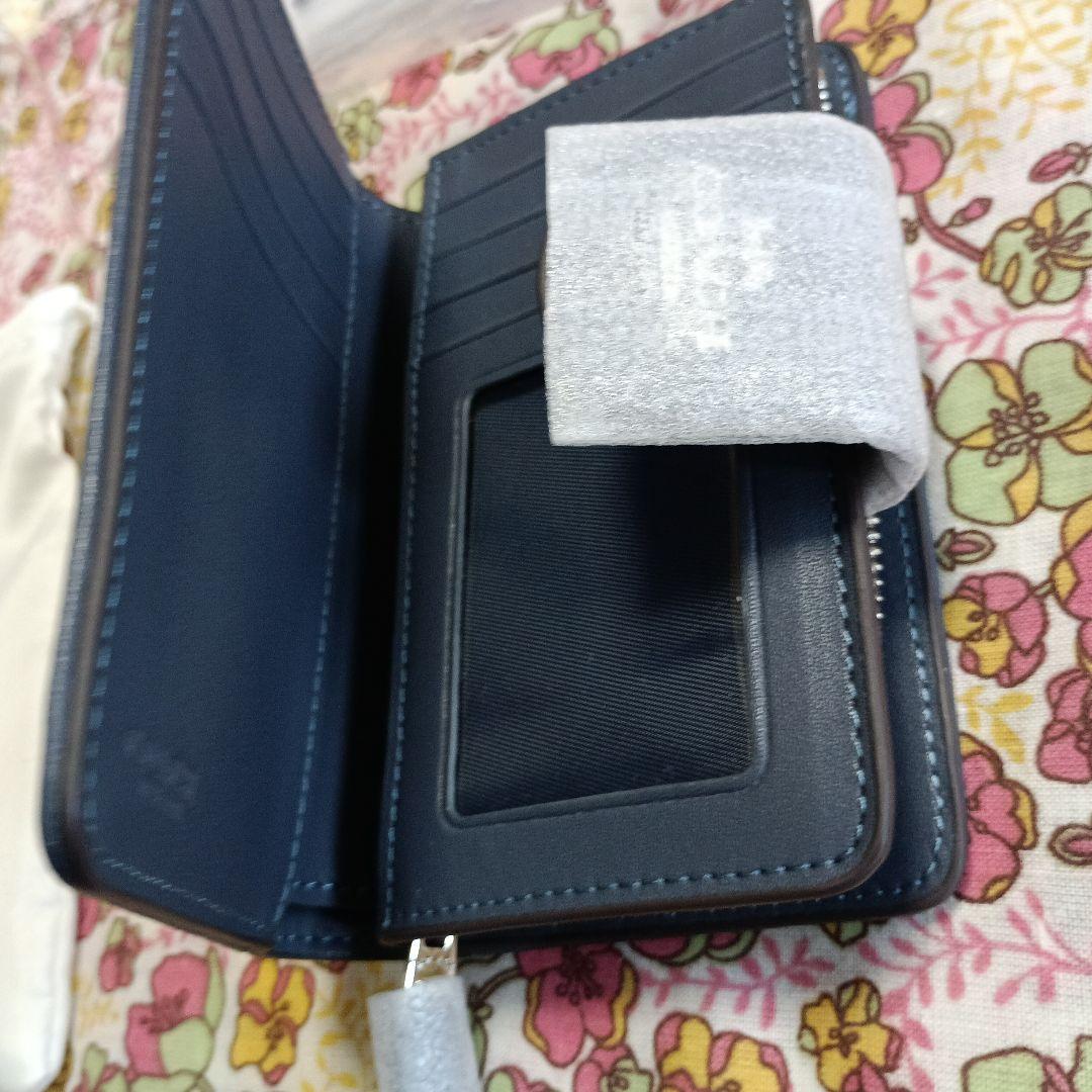 COACH ★二つ折り財布 【ほぼ新品】