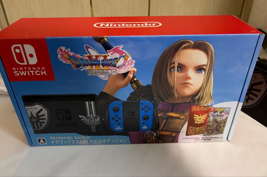 Nintendo Switch ドラゴンクエストXI S ロトエディション本体