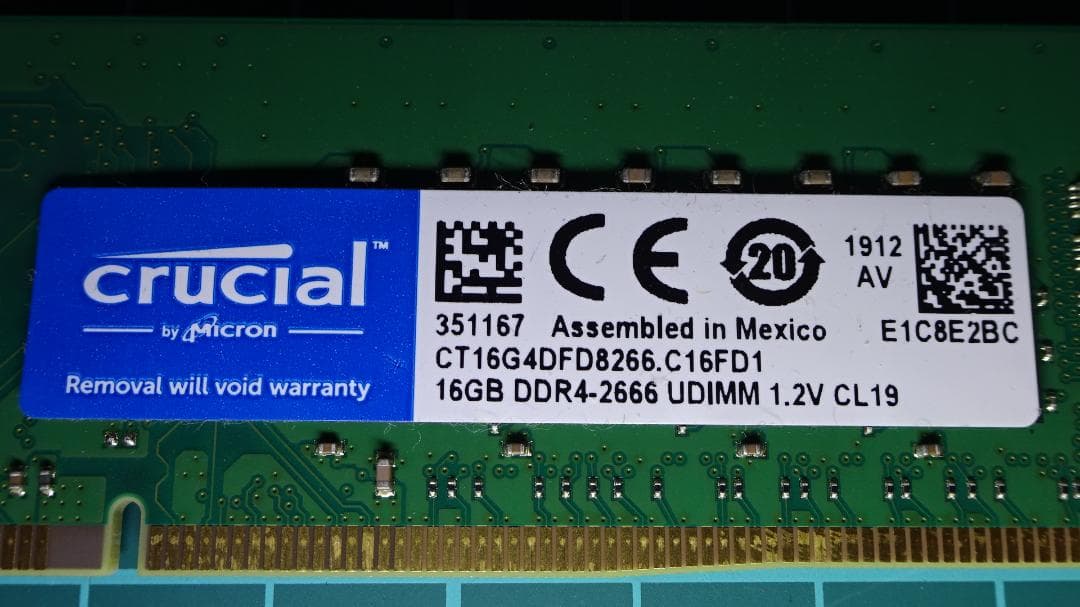 crucial DDR4-2666 16GB×2枚（32GB）
