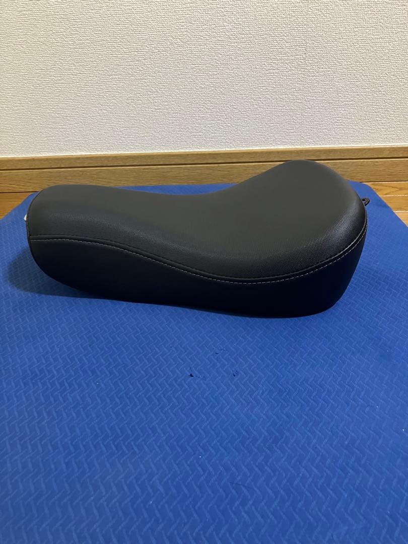 ハーレー　純正　ソロ　シート　スポーツスター