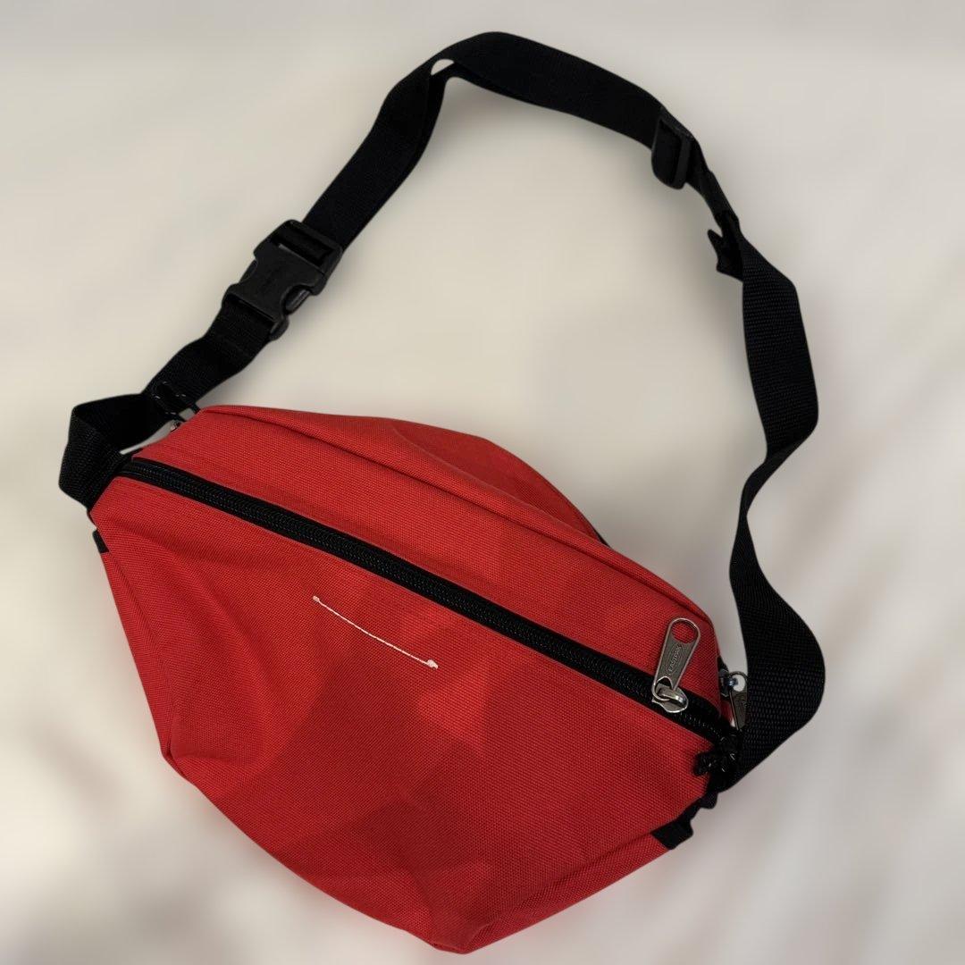 EASTPAK MM6 ボディバッグ レッド