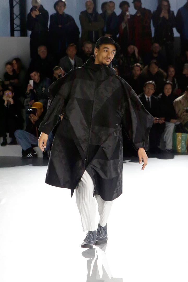 【ISSEY MIYAKE MEN】STRIPE HEXAHEDRON COAT