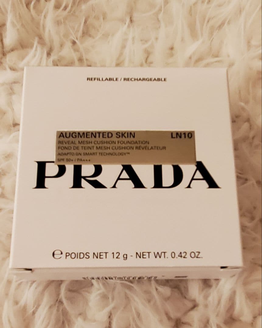 PRADA クッションファンデーション LN10