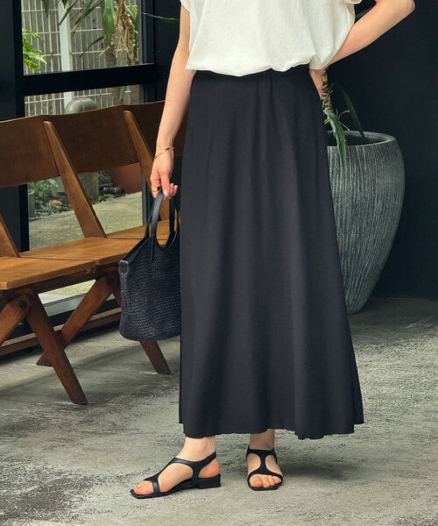 ビアズリー　バックテールニドムスカート美品