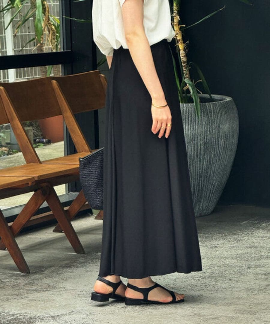 ビアズリー　バックテールニドムスカート美品