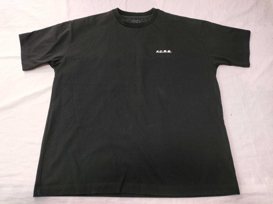 【美品】F.C.Real Bristol ブリストル 半袖Tシャツ カットソーM