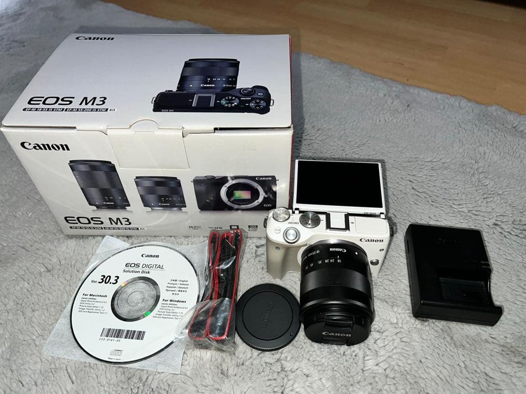 Canon EOS M3 ホワイト 本体と付属品