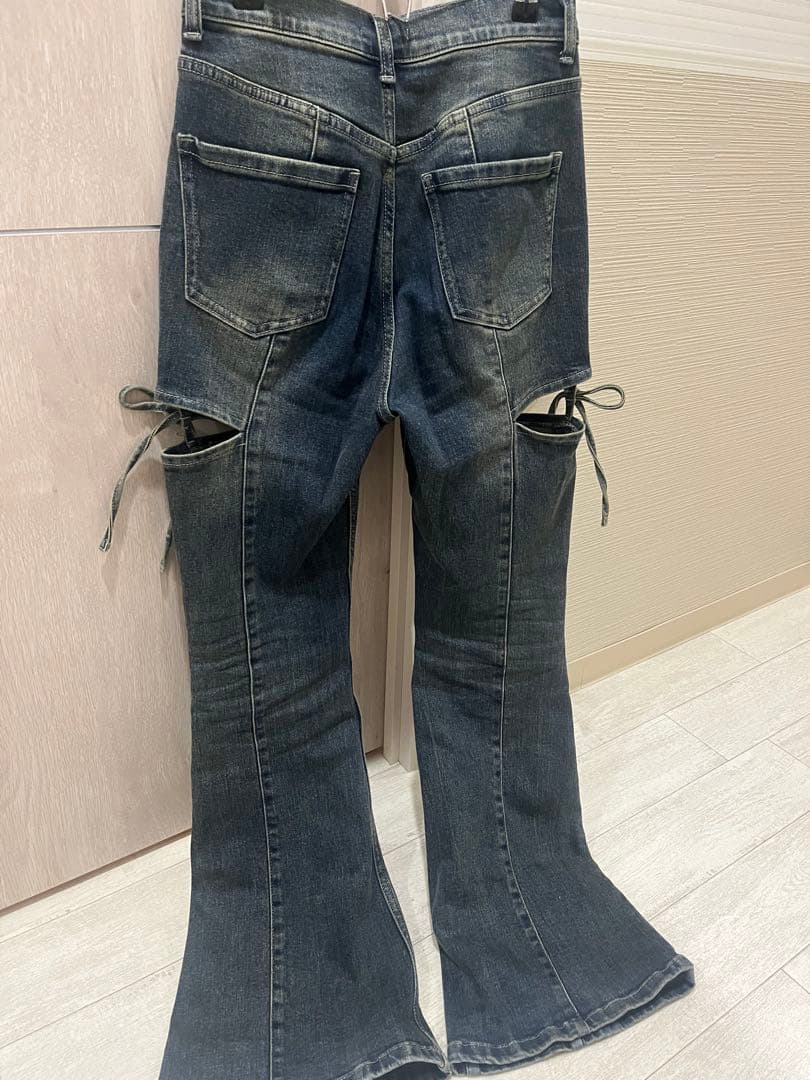 RESEXXY カットアウトリボンデニムパンツ