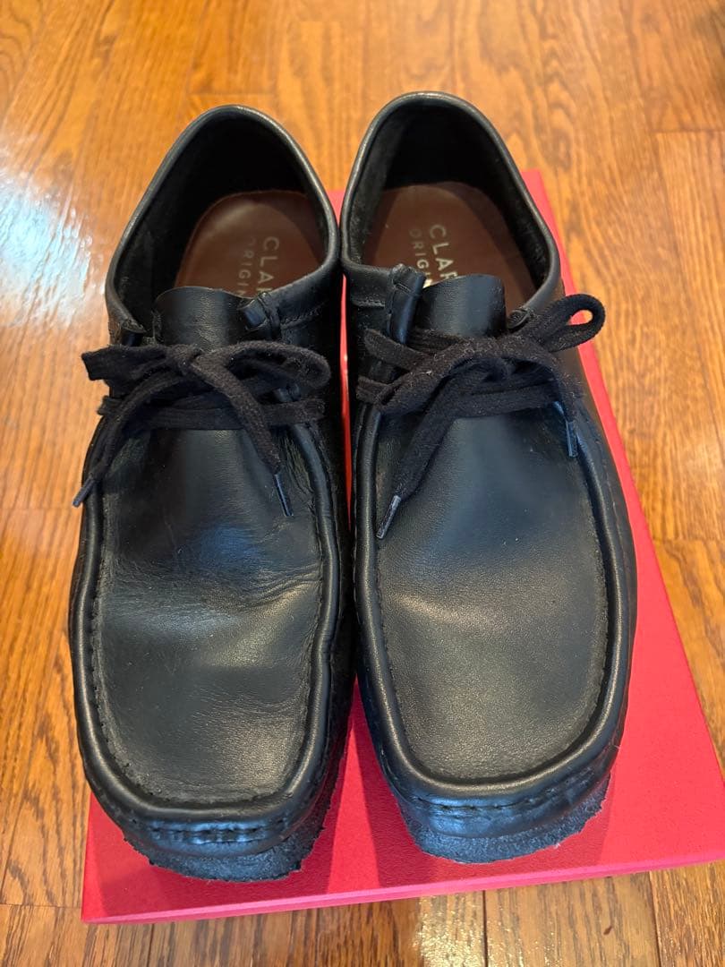 CLARKSメンズワラビー　ブラックレザー