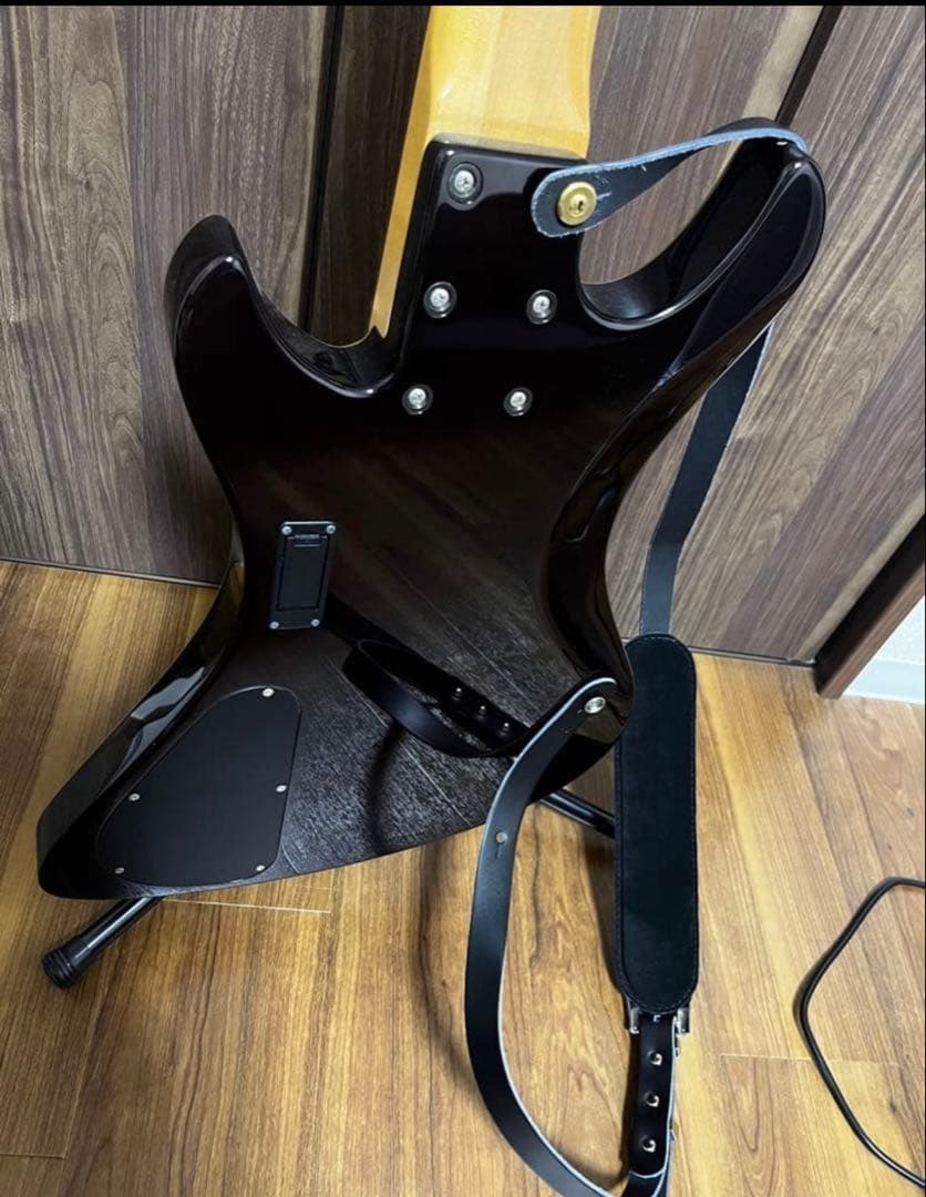 Carlos Guitar カルロスギター 5弦ベース