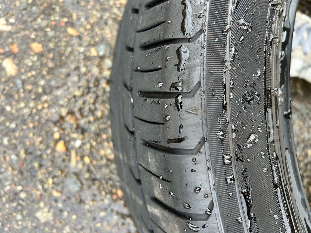 YOKOHAMA 215/55R17 タイヤ 4本セット