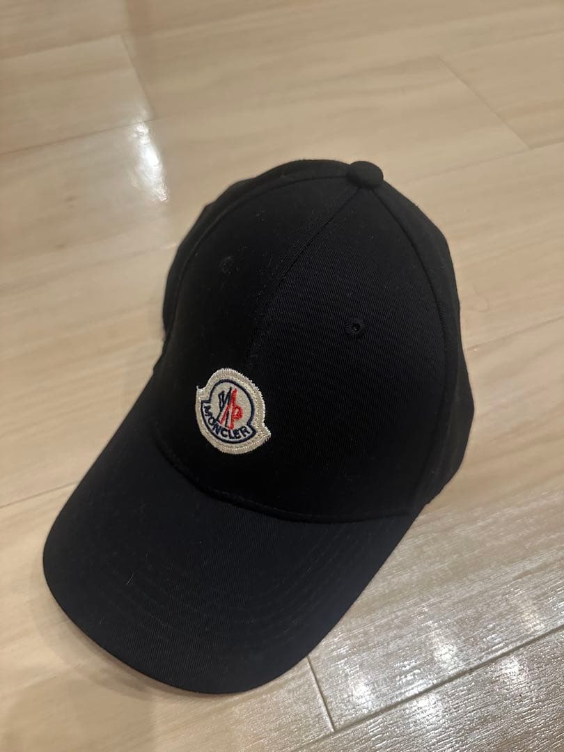 Moncler ブラックキャップ