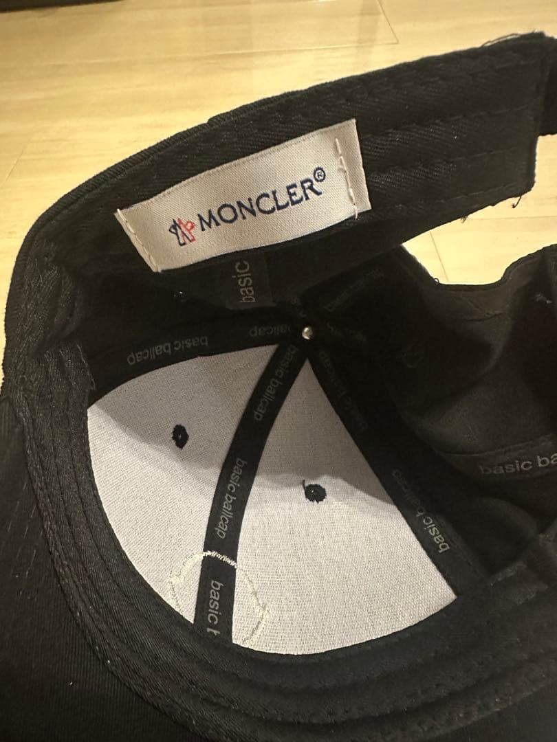 Moncler ブラックキャップ